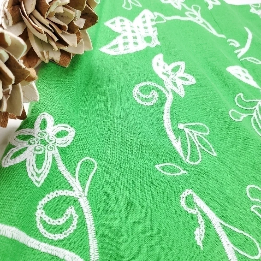 Molly & Maxx Green Wht Linen Embroidered Skirt 4